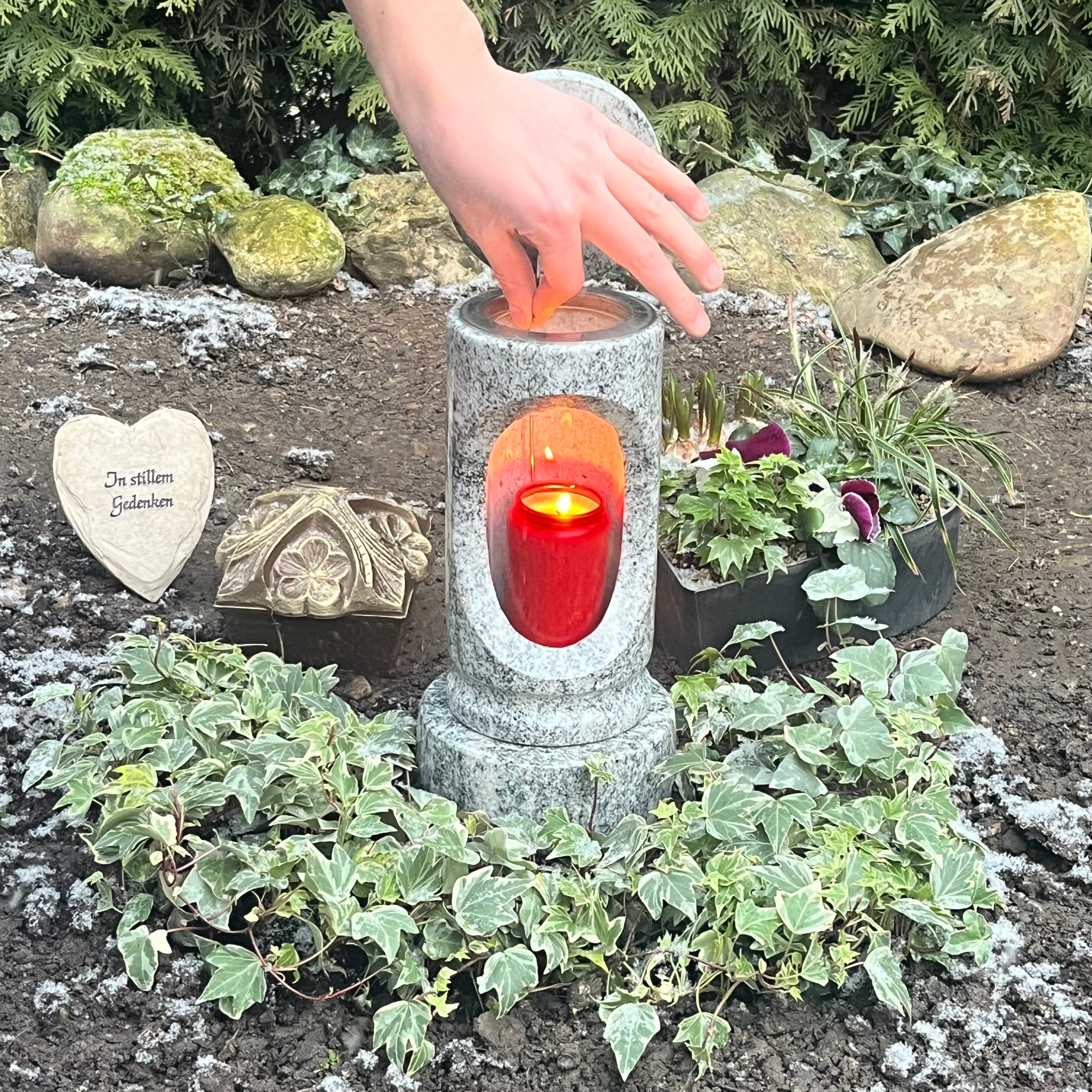 Grablaterne "Weisser Wächter"